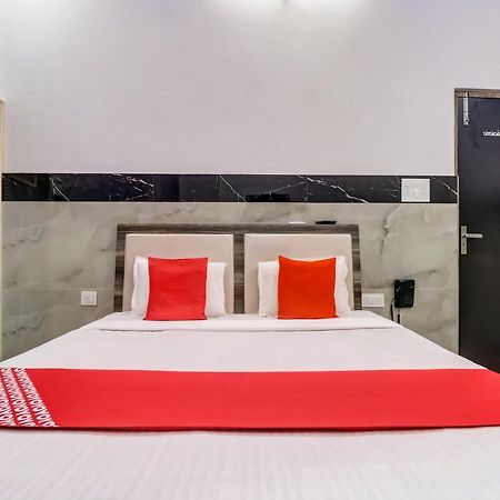 Oyo Flagship 83121 Hotel Rose Vip Saharanpur Exterior photo
