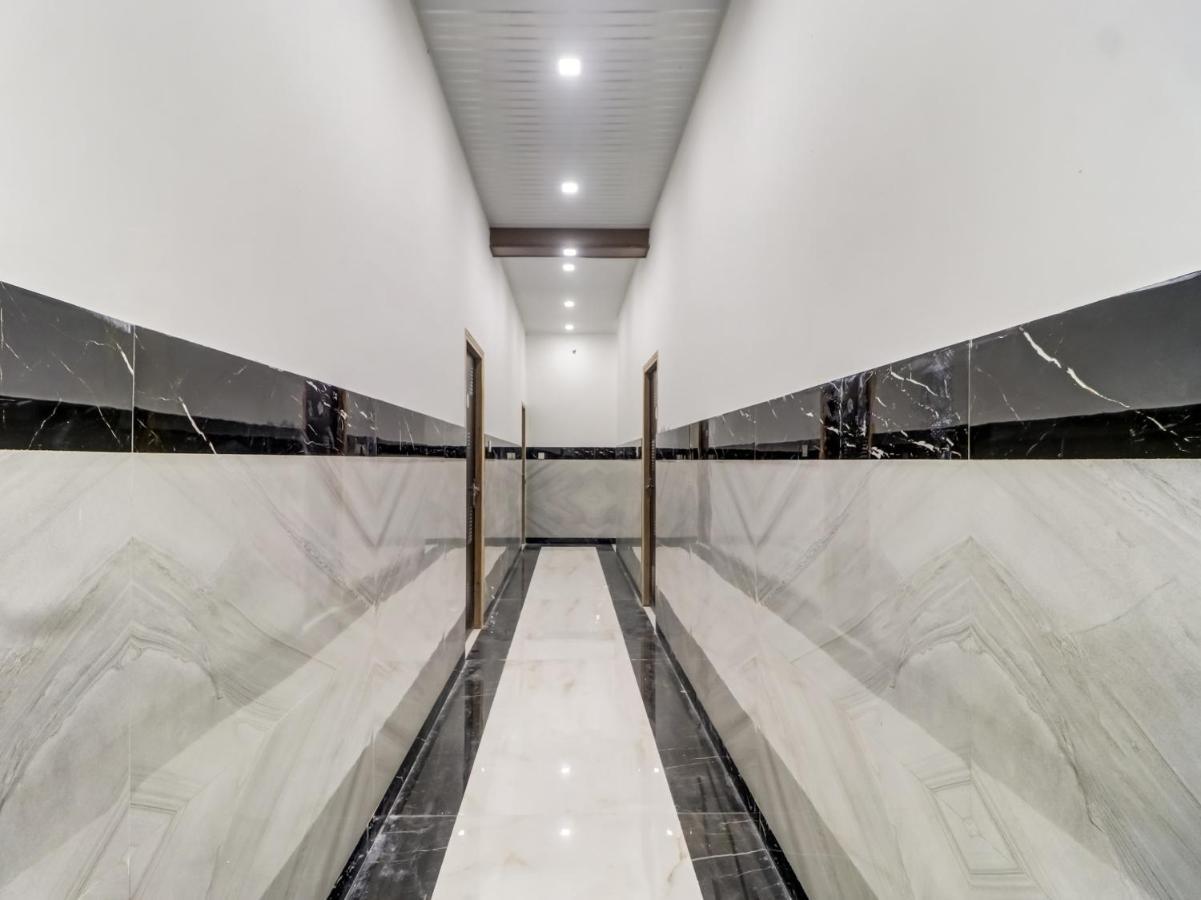 Oyo Flagship 83121 Hotel Rose Vip Saharanpur Exterior photo