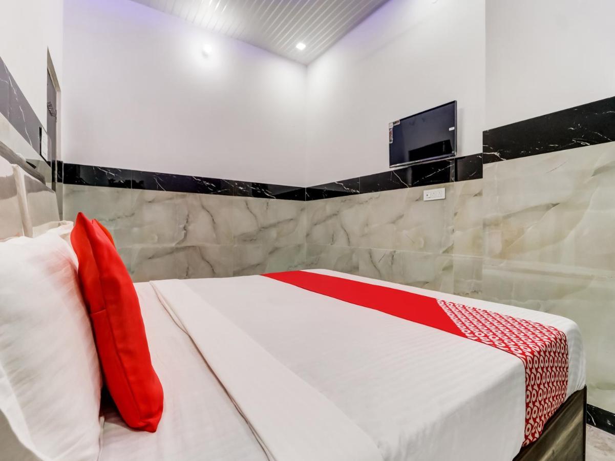 Oyo Flagship 83121 Hotel Rose Vip Saharanpur Exterior photo