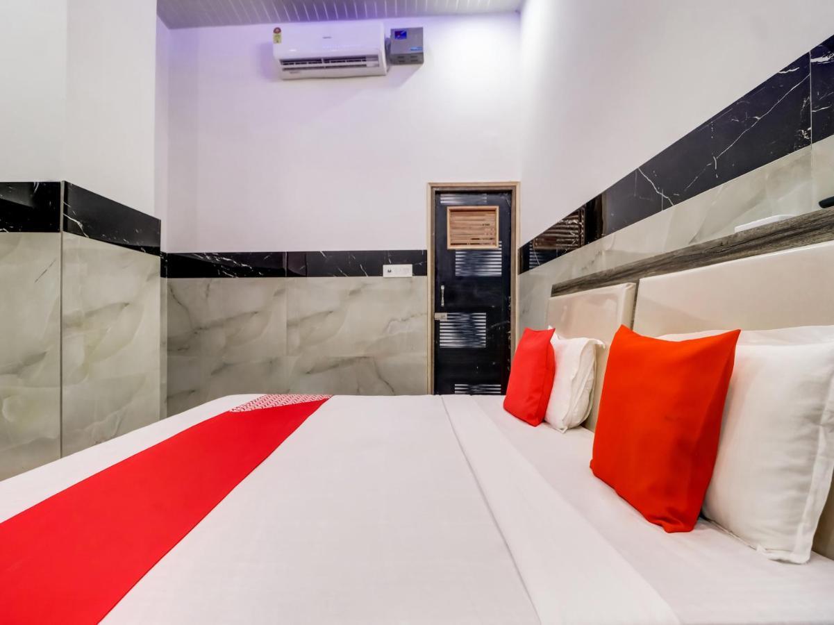 Oyo Flagship 83121 Hotel Rose Vip Saharanpur Exterior photo